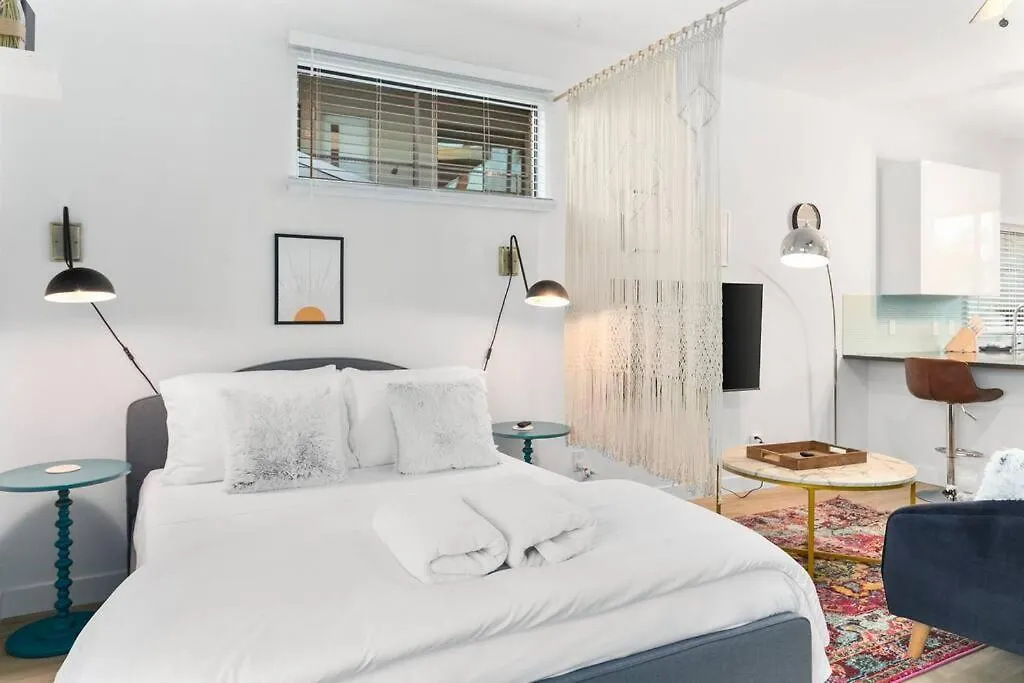 Apartment Poolside Studio W Rooftop Deck - Walk To Old Town Scottsdale